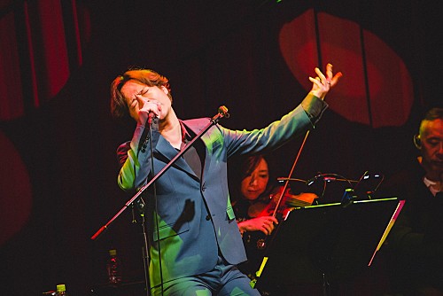 ＜ライブレポート＞中田裕二、弦カルテットとピアノとの共演で魅せた豊潤な音楽世界